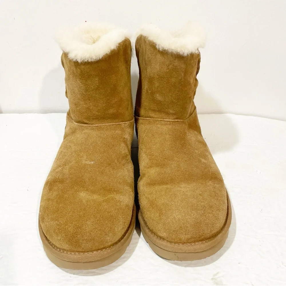 Ugg Womens Size 11 Chestnut Brown Leather Classic‎ Mini Twist Boot